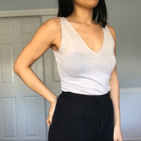 Dynamite Soft Knit Tank in Oatmeal/Beige. Women’s size XS.